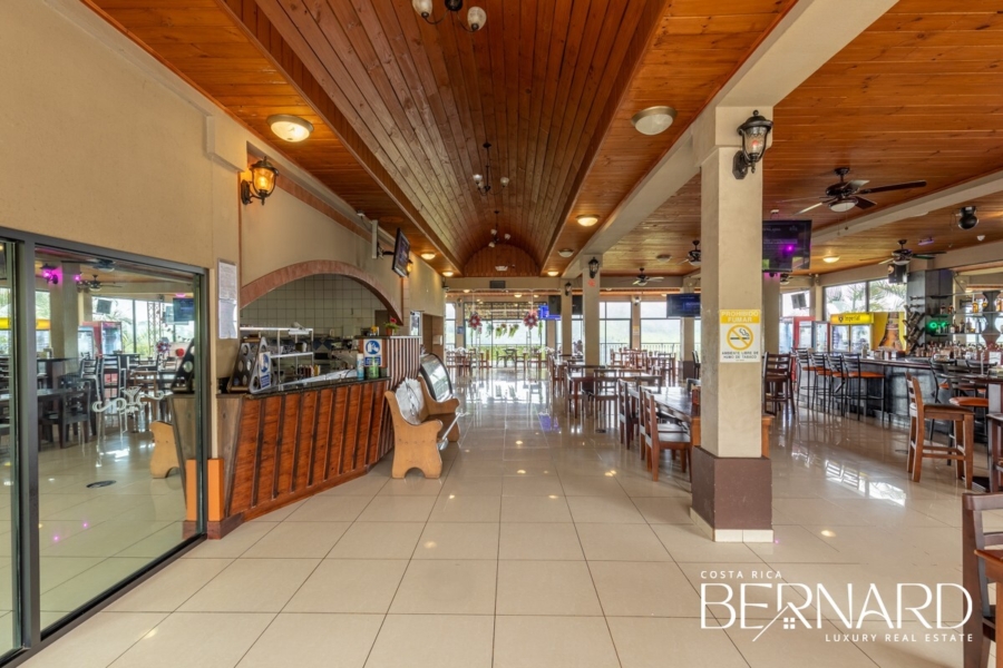 Vibrant restaurant and expansive estate in San Ramon, Costa Rica, surrounded by natural beauty.