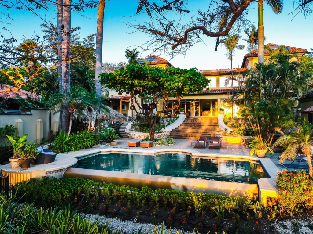 Elegant villa in Costa Rica showcasing investment real estate potential