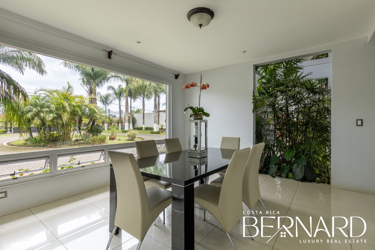 Landscape view of Las Palmeras Luxury Residence in San Ramon, showcasing the expansive estate and lush surroundings, ideal for buyers interested in luxury real estate in Costa Rica.