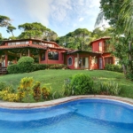 Oceanfront Luxury Villa in Dominical Beach, Puntarenas with Private Pool and Beach Access - Costa Rica Real Estate
