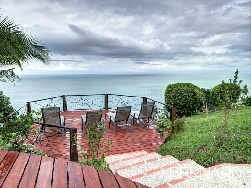 Oceanfront Luxury Villa in Dominical Beach, Puntarenas with Private Pool and Beach Access - Costa Rica Real Estate