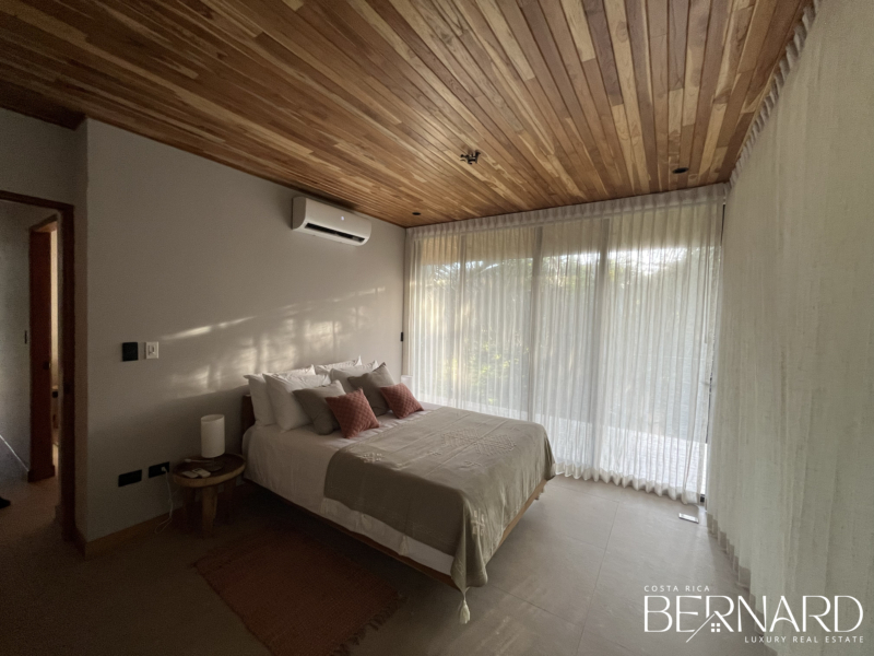 Nomad Haven Villas - Eco-friendly 3-bedroom luxury villa with ocean view in Santa Teresa