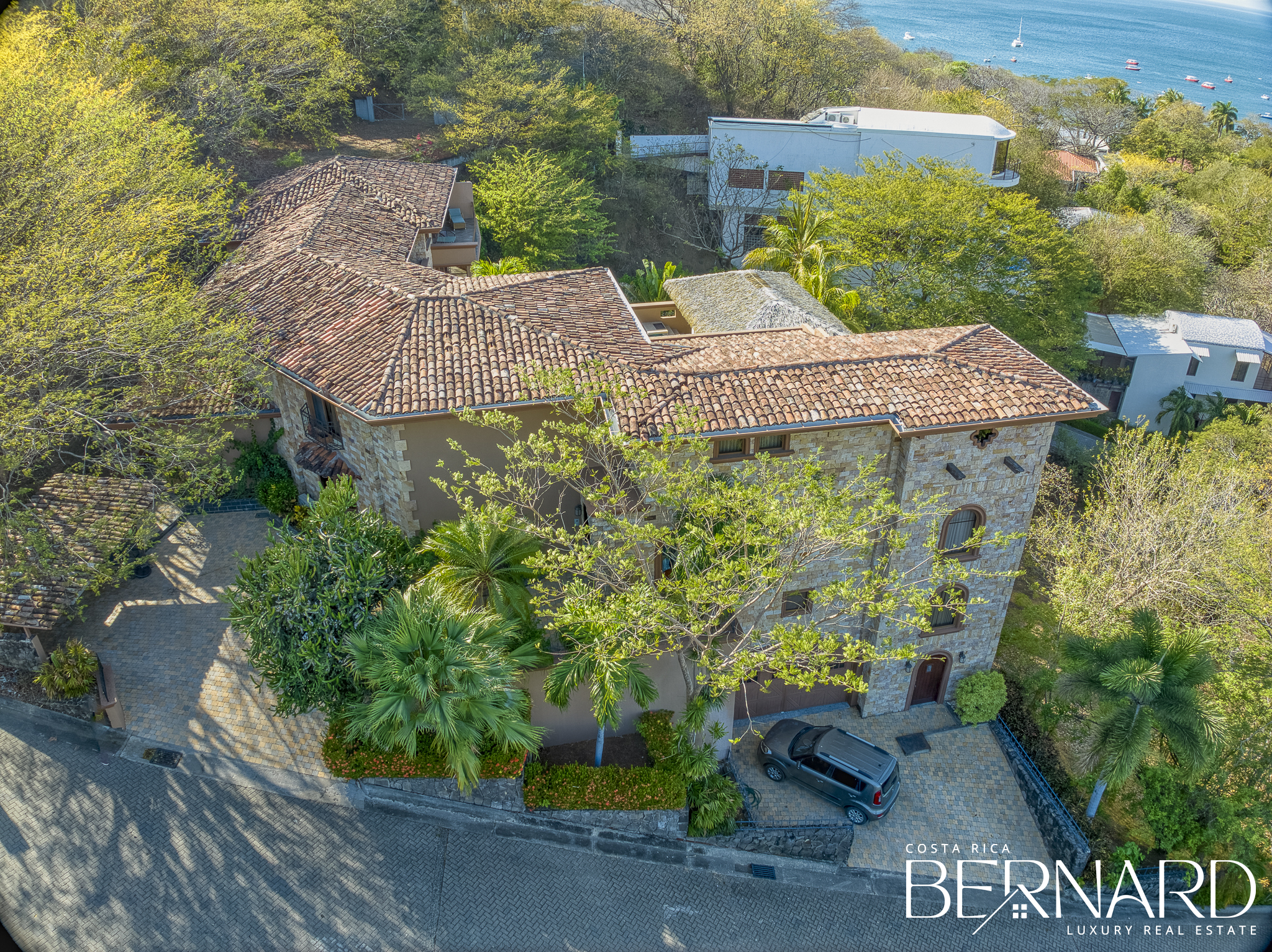 Luxurious estate, Hermosa Montaña, with pool and lush gardens in Playa Hermosa, Costa Rica.